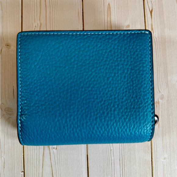 Coach x Peanuts Linus Wallet Blue Snap NWT 75th Anniversary CBN91 - Picture 2 of 7